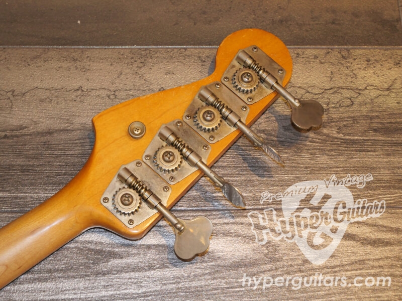 Fender ’65 Jazz Bass