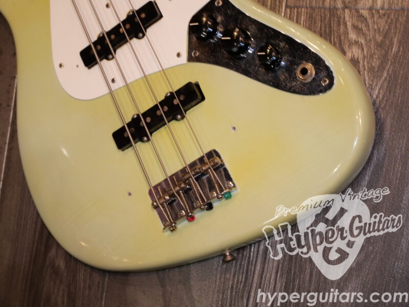 Fender ’66 Jazz Bass