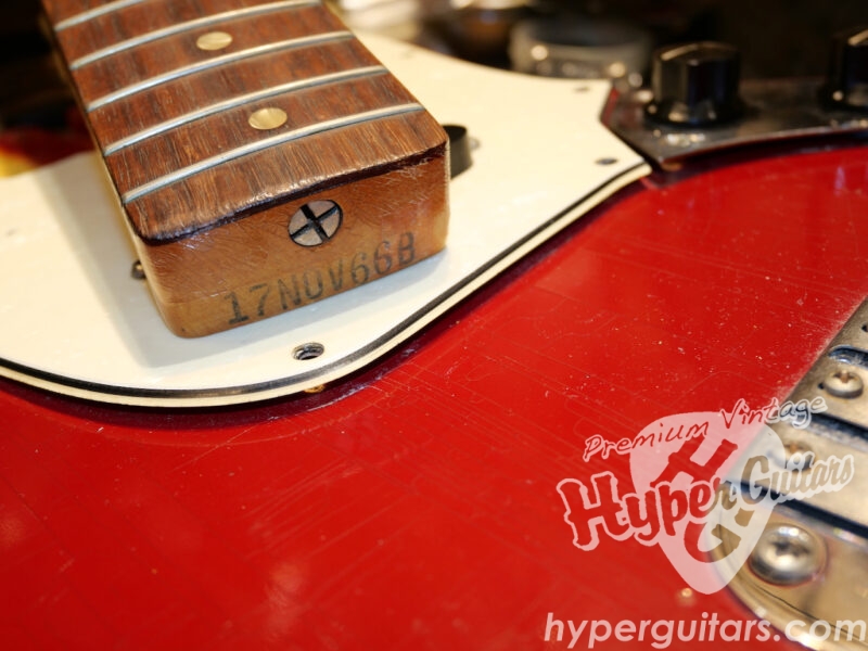 Fender ’66 Mustang Bass