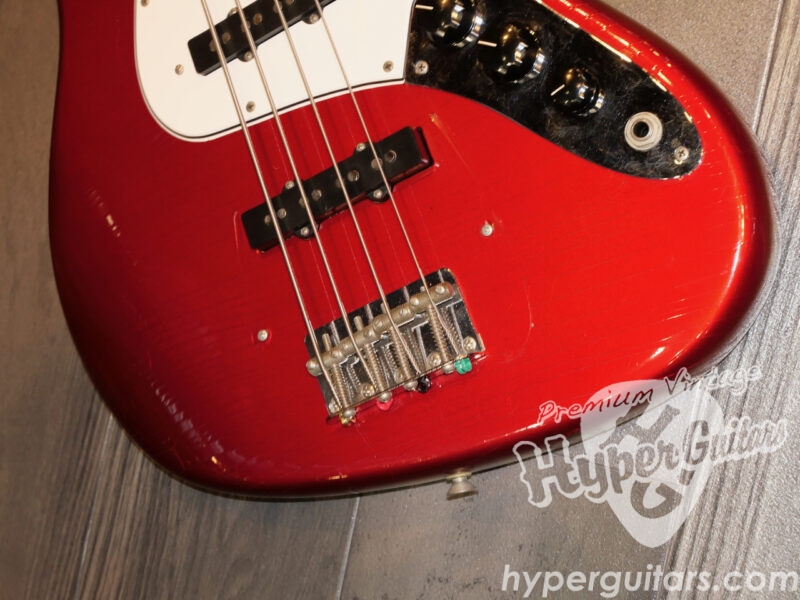 Fender ’66 Jazz Bass