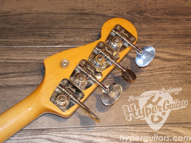 Fender ’66 Jazz Bass