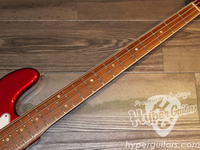 Fender ’66 Jazz Bass