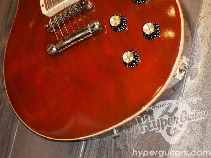 Ginson ’76 Les Paul Deluxe