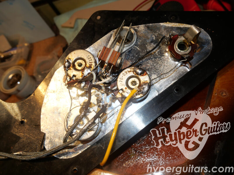 Gibson ’80 Flying V