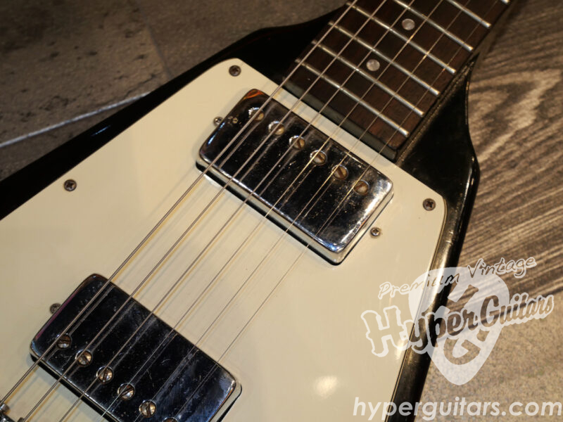 Gibson ’80 Flying V