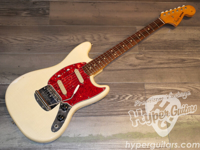 Fender ’66 Mustang