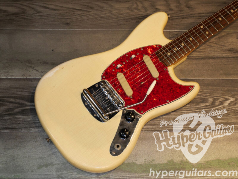 Fender ’66 Mustang
