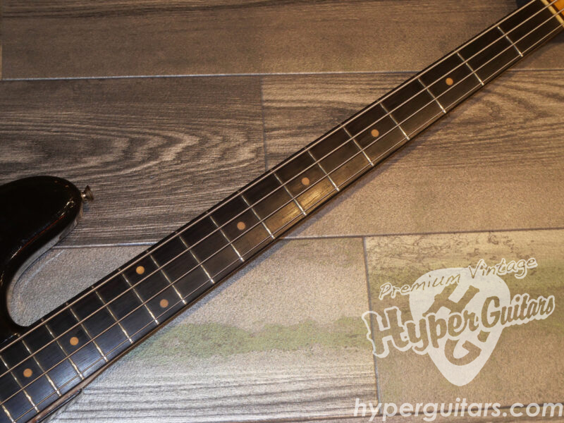 Fender ’62 Jazz Bass
